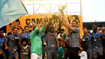 Capitão, Luccas Claro comemora título na sua centésima partida pelo Fluminense