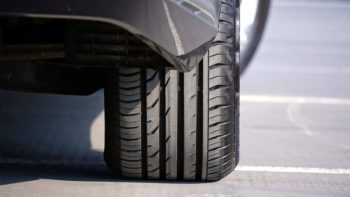 Como identificar o tamanho do pneu do seu carro
