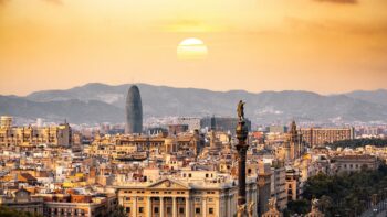 Intercâmbio em Barcelona: Descubra como funciona e quais são os custos